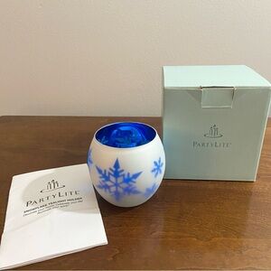 PartyLite Snowflake Tealight Holder P9708 Retired Candle Holder